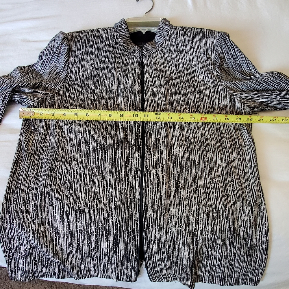 Evening jacket - Picture 5 of 7
